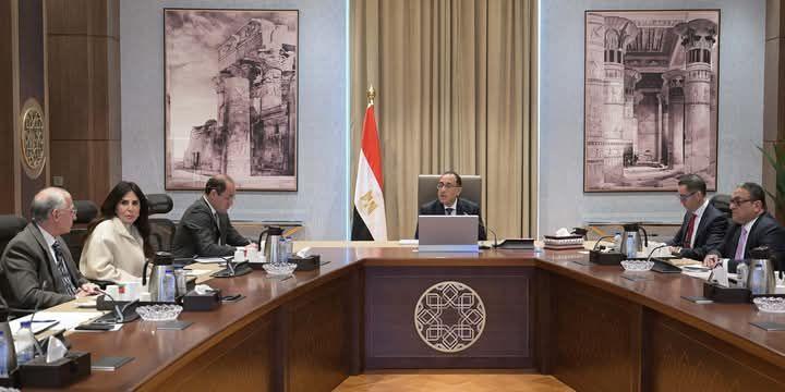 رئيس الوزراء يُتابع إجراءات طرح شركتي "صافي" و"وطنية" ضمن برنامج الطروحات الحكومية 1 472044116 4326498327577118 1293028229778662332 n جريدة مؤسسة ايجي تايمز