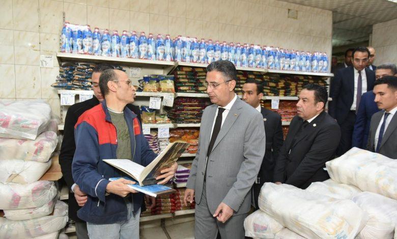 وزير التموين في جولة ميدانية مفاجئة بالجيزة للاطمئنان على توافر الخبز والسلع الأساسية وتشديد الرقابة على الأسواق 1 474592807 3937849826533549 7008407710089783707 n جريدة مؤسسة ايجي تايمز