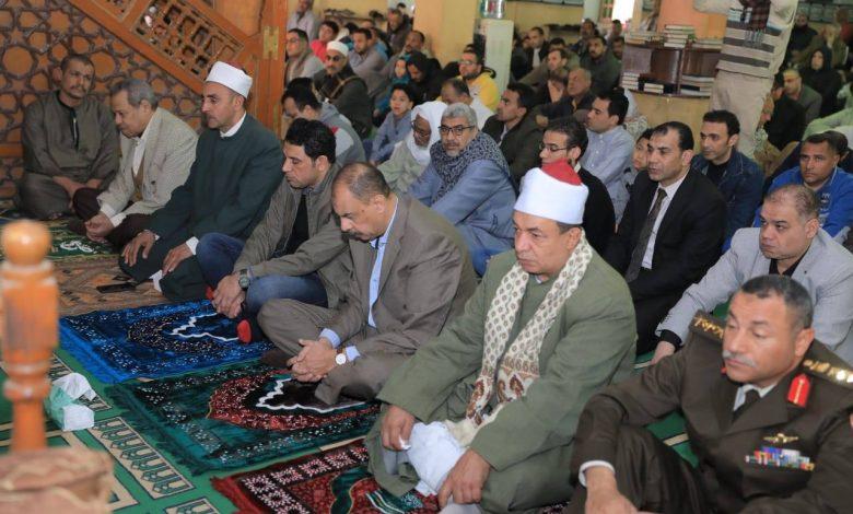 محافظ سوهاج يؤدي صلاة الجمعة بمسجد الشرطة 1 475110474 122144925284386580 2929681881085089718 n جريدة مؤسسة ايجي تايمز