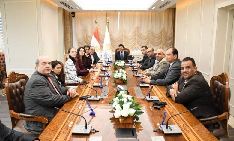 وزير الرياضة يلتقي وفد لجنة رفع الأثقال باللجنة البارالمبية الدولية 1 481462863 1166217775548641 9142948725075177337 n جريدة مؤسسة ايجي تايمز