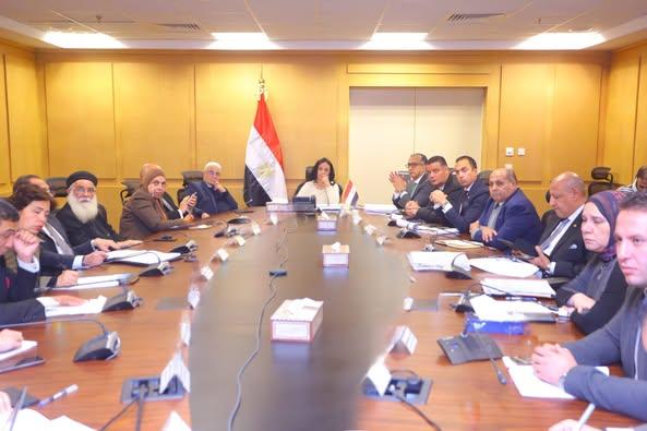 وزيرة التضامن الاجتماعي تترأس اجتماع مجلس إدارة صندوق نظام تأمين الأسرة.. صور 1 481656917 1161718449331907 7503805756696532653 n جريدة مؤسسة ايجي تايمز