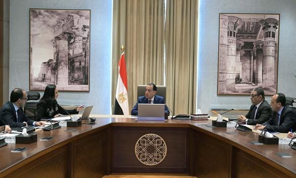 رئيس الوزراء يتابع ملف حصر التكلفة الاقتصادية لأعداد اللاجئين والوافدين المقيمين في مصر 1 484214381 1172587948244957 5346986759951964815 n جريدة مؤسسة ايجي تايمز