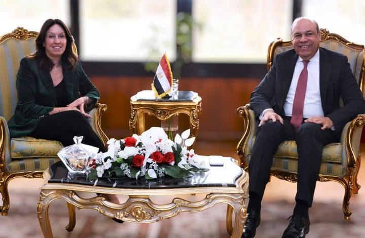 وزير الطيران المدني يبحث مع مسئولي شركة مطارات أبوظبي سُبل التعاون المشترك 1 485862589 1177111131125972 6778484106840465548 n جريدة مؤسسة ايجي تايمز