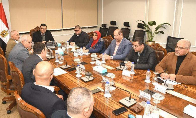 وزير الإسكان يستعرض ملفات العمل وأوجه التعاون بين الوزارة وبنك التعمير والإسكان 1 486796563 1181032487400503 570705752280668190 n جريدة مؤسسة ايجي تايمز