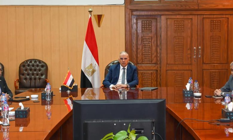 وزير الري يتابع حالة الري بالمحافظات والاستعداد لفترة أقصى الاحتياجات المائية وموقف إيراد نهر النيل 1 490348672 1197203009116784 5857407463830977585 n جريدة مؤسسة ايجي تايمز