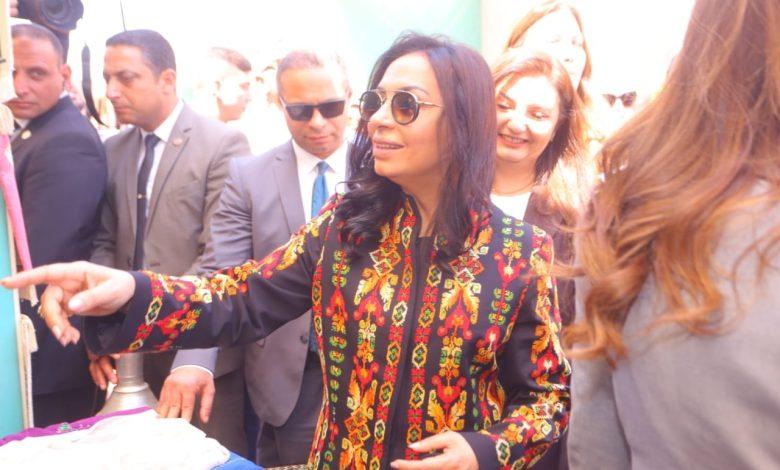 بالصور.. وزيرة التضامن الاجتماعي تفتتح فعاليات معرض "ديارنا زهور الربيع" 1 490950860 1202029175300834 5503751909762568974 n جريدة مؤسسة ايجي تايمز