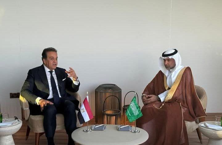 وزير الصحة يبحث مع نظيره السعودي مستجدات التعاون الممتدة بين البلدين في القطاع الصحي 1 494733066 24009238865349650 8393595952860419722 n جريدة مؤسسة ايجي تايمز