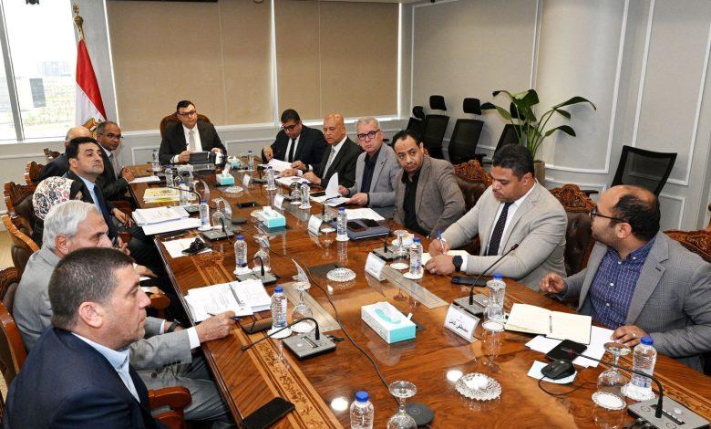 وزير الإسكان يتابع موقف تنفيذ المرحلة الثانية لمحطة تنقية مياه الشرب بمدينة ٦ أكتوبر 1 495631352 1220014436835641 3611335030781921882 n جريدة مؤسسة ايجي تايمز