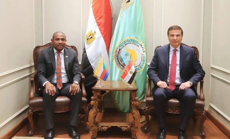 وزير الزراعة يبحث مع وزير الخارجية والتعاون الدولي بجمهورية جزر القمر سبل التعاون المشترك 1 496075958 1892932411506353 3914820820150742767 n جريدة مؤسسة ايجي تايمز