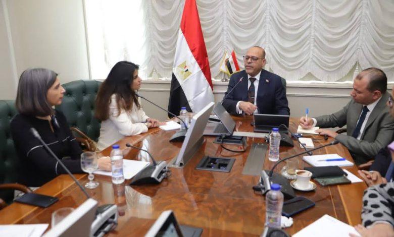 وزير العمل يلتقي فريق عمل من منظمة العمل الدولية لمناقشة البرنامج القطري للعمل اللائق 1 496812248 1898621194270808 1370347449018957056 n جريدة مؤسسة ايجي تايمز