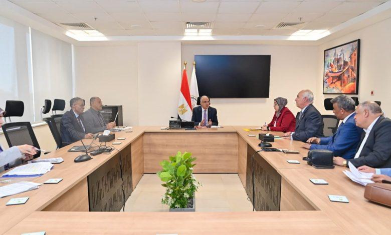 وزير الري يلتقي عددًا من السادة أعضاء مجلسي النواب والشيوخ لمناقشة طلبات المواطنين 1 500032248 1235877405249344 1252123463499283173 n جريدة مؤسسة ايجي تايمز