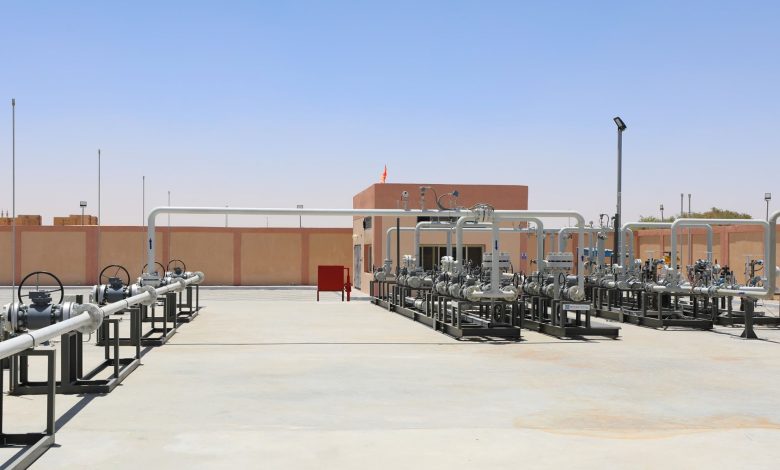 بالصور.. وزير البترول يفتتح محطة الغاز الرئيسية التابعة لشركة طاقة غاز - المغذية لمدينة الخارجة بالوادي الجديد 1 500047777 1236188041884947 5403162496233167968 n جريدة مؤسسة ايجي تايمز