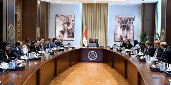 رئيس الوزراء يستعرض تحديات قطاع صناعة الحديد والصلب وآليات وخطوات النهوض به 1 500130713 1237061325130952 1265705016257939345 n جريدة مؤسسة ايجي تايمز