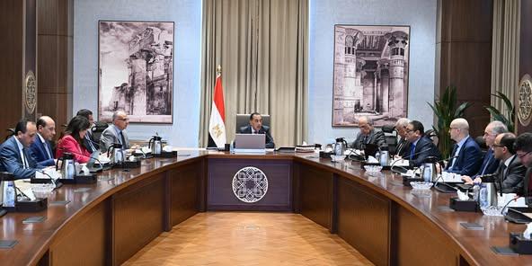 رئيس الوزراء يتابع موقف تنفيذ عددٍ من المشروعات الخدمية والتنموية بالوادي الجديد 1 500980805 1240604224776662 2005853146063256750 n جريدة مؤسسة ايجي تايمز