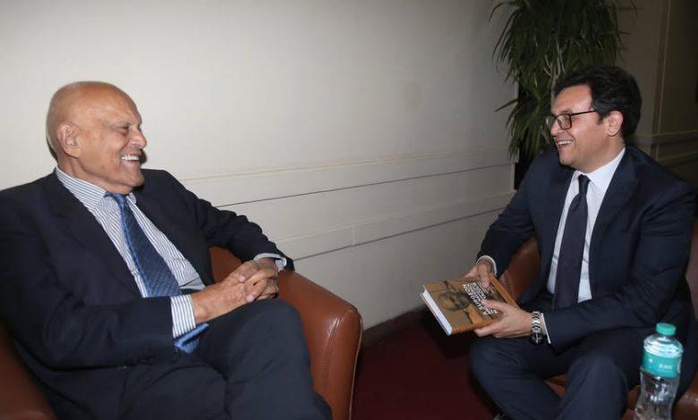 وزير الثقافة يستقبل السير مجدي يعقوب قبيل احتفالية تكريمه والإعلان عن تفاصيل تمثال "طبيب القلوب" 1 2025 638861811907893832 789 1 جريدة مؤسسة ايجي تايمز