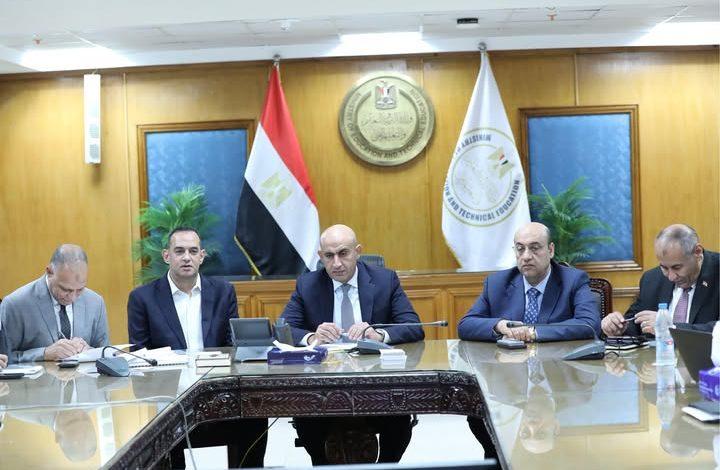 وزير التربية والتعليم يواصل متابعة غرفة عمليات امتحانات الثانوية العامة للعام الدراسي 2024/2025 1 2025 638861811907893832 789 جريدة مؤسسة ايجي تايمز