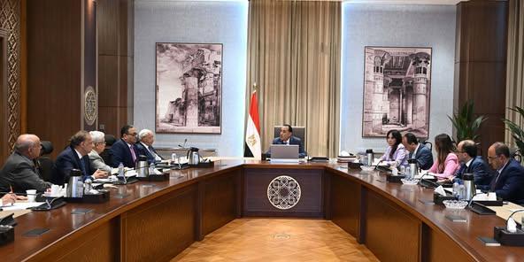 رئيس الوزراء يلتقي أعضاء اللجنة الاستشارية للشئون السياسية 1 23 6 2025 12 14 02 GomhuriaOnline 10041750670042 1 جريدة مؤسسة ايجي تايمز