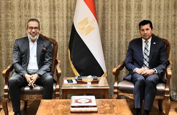 وزير الشباب والرياضة يبحث مع الكاتب والسيناريست مدحت العدل تطوير مسابقة "إبداع" والتعاون في مسرحية غنائية لأم كلثوم 1 502750937 24258134763793391 8022608432965342397 n جريدة مؤسسة ايجي تايمز