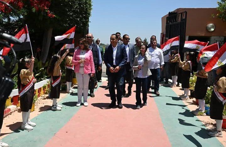 بالصور.. رئيس الوزراء يتفقد مدرسة رزق درويش الإبتدائية بزاوية صقر 1 505930120 24331725369767663 5408586860223447712 n جريدة مؤسسة ايجي تايمز