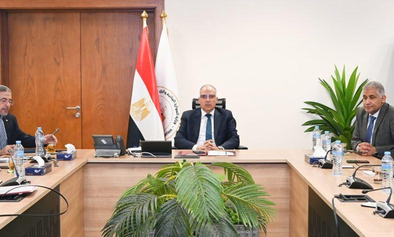 وزير الري يتابع حالة الري بالمحافظات خلال فترة أقصى الاحتياجات المائية وموقف إيراد نهر النيل 1 506756700 1254666440037107 7813046927637504285 n جريدة مؤسسة ايجي تايمز