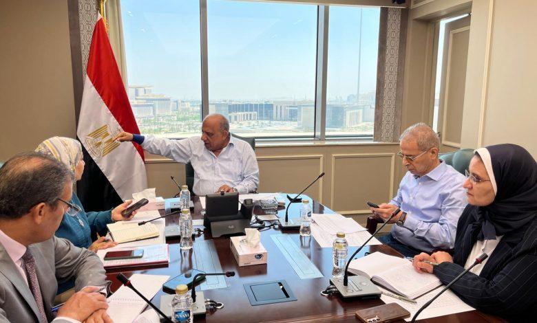 وزير الكهرباء والطاقة المتجددة يجتمع برؤساء الشركات ويوجه برفع درجة الاستعداد لتأمين الشبكة الموحدة وضمان استقرار التغذية الكهربائية 1 506866527 1253904793446605 4954431243508620518 n جريدة مؤسسة ايجي تايمز