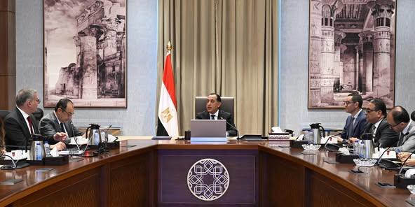 رئيس الوزراء يتابع تنفيذ برنامج الطروحات الحكومية في قطاعي البترول والأعمال العام 1 506897723 1256632223173862 4597486658190638920 n جريدة مؤسسة ايجي تايمز