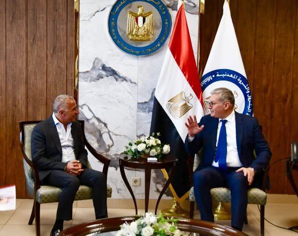 وزير البترول والثروة المعدنية يبحث مع مجموعة السويدي إليكتريك تعزيز التعاون المشترك فى قطاعي البترول والتعدين 1 508109710 1256607766509641 2389272413206341391 n جريدة مؤسسة ايجي تايمز