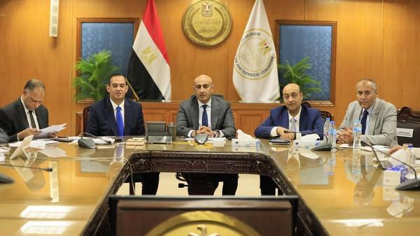 وزير التربية والتعليم يتابع امتحانات الثانوية العامة من خلال غرفة العمليات المركزية بالوزارة 1 508654179 1257432976427120 6358820830783925490 n جريدة مؤسسة ايجي تايمز