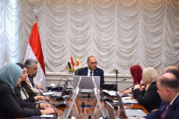 عن طريق "الفيديو كونفرانس".. وزير العمل يشهد اجتماع اللجنة المصرية / الأردنية المعنية بتنقل العمالة بين البلدين 1 510259520 1261869595983458 2942393545431221481 n جريدة مؤسسة ايجي تايمز