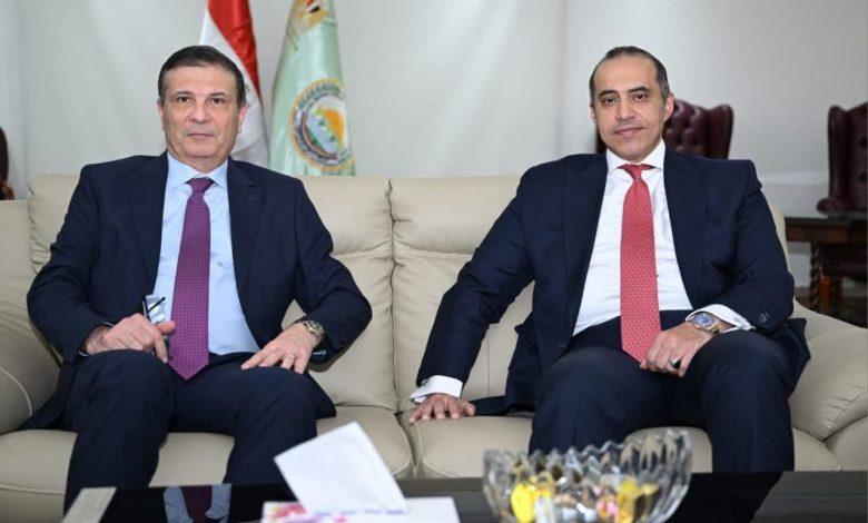 وزير الزراعة يستقبل وزير الشئون النيابية والقانونية لمناقشة التعديلات المرتقبة لقانون التعاونيات الزراعية 1 311 جريدة مؤسسة ايجي تايمز