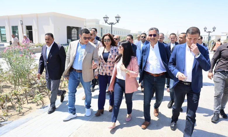 بالصور.. وزير الإسكان يصطحب وزراء التخطيط والتنمية المحلية والزراعة والتموين ومحافظ مطروح 1 514412314 1272175544952863 372671696176734874 n جريدة مؤسسة ايجي تايمز