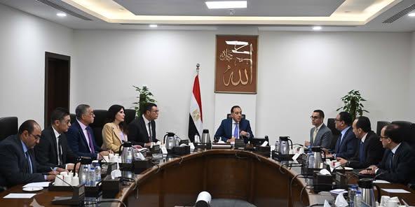 رئيس الوزراء يستعرض ملامح النسخة النهائية من مشروع قانون المناطق المركزية للمال والأعمال 1 518985773 1284827180354366 5416078233169203375 n جريدة مؤسسة ايجي تايمز