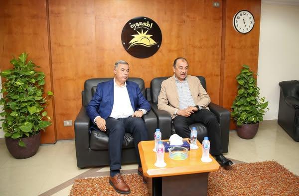 وزير قطاع الأعمال العام ومحافظ الإسكندرية يبدأن جولة تفقدية بمنطقة المعمورة بلقاء عدد من نواب البرلمان 1 525634561 1297642125739538 2801276998129529197 n جريدة مؤسسة ايجي تايمز