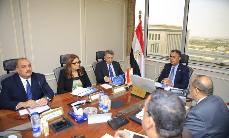 بالصور.. وزير التموين يجتمع مع رئيس مجلس إدارة الشركة العامة لتجارة الجملة 1 images 5 جريدة مؤسسة ايجي تايمز