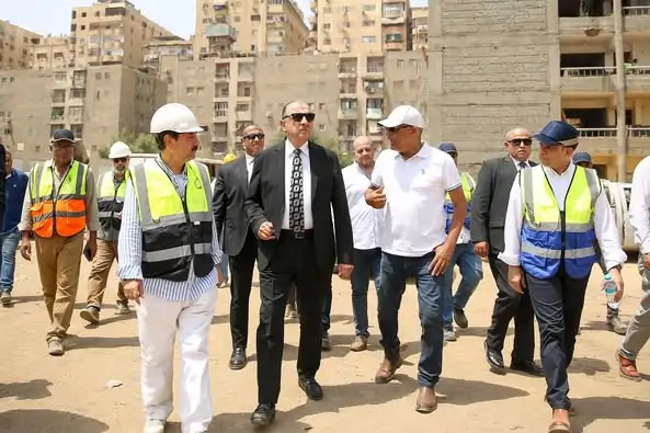 بالصور.. وزير قطاع الأعمال العام يتفقد مشروع إنشاء مجمع مدارس تنفذه شركة النصر للمقاولات بالجيزة 1 532439293 1310431334460617 7492883670519493846 n جريدة مؤسسة ايجي تايمز