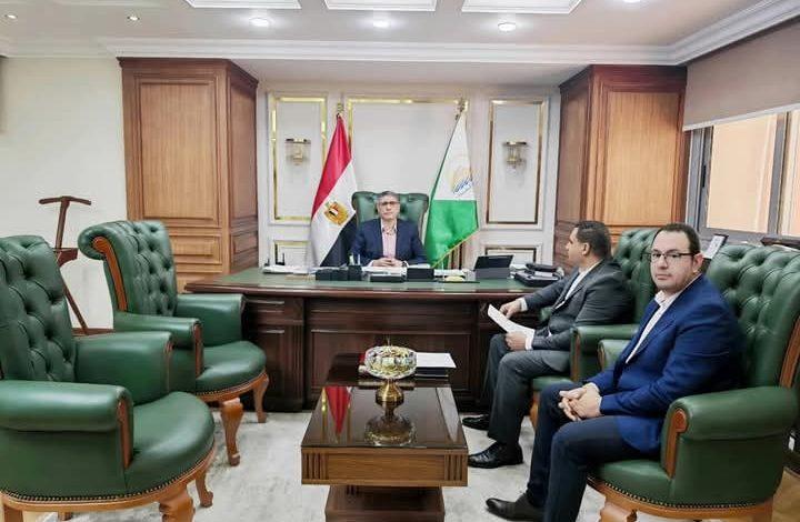 محافظ الجيزة يستقبل وكيل مديرية التموين الجديد ويؤكد دعم المحافظة لجهود تعزيز الأمن الغذائي 1 539555820 24904364462503748 1196080667197399472 n جريدة مؤسسة ايجي تايمز