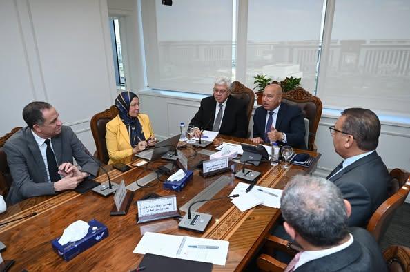 الوزير يعقد اجتماعاً موسعاً مع وزير التعليم العالي والبحث العلمي لمتابعة الخطوات التنفيذية لإنشاء جامعة النقل المصرية 1 546347138 1333834128787004 2682698016522251866 n جريدة مؤسسة ايجي تايمز