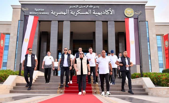 الرئيس السيسي يقوم بجولة تفقدية في الأكاديمية العسكرية بمقر القيادة بالعاصمة الإدارية الجديدة 1 554981349 4609068095986805 921711640466976452 n جريدة مؤسسة ايجي تايمز