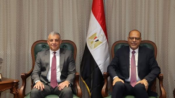وزير العمل يستقبل محافظ الإسماعيلية لتفعيل التعاون في كافة الملفات المُشتركة 1 557485372 1354131663423917 5749256704730186417 n جريدة مؤسسة ايجي تايمز
