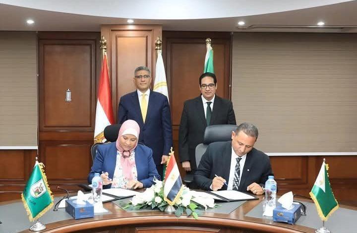 محافظة الجيزة توقع بروتوكول تعاون مع جامعة القاهرة لتعقيم الكلاب الضالة بأساليب علمية 1 image 694x532 68c438f83102d جريدة مؤسسة ايجي تايمز