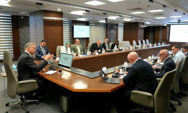 وزير البترول والثروة المعدنية يلتقي وفداً من شركات التعدين الأسترالية لبحث فرص الاستثمار 1 0nTuH جريدة مؤسسة ايجي تايمز