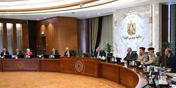 رئيس الوزراء يُتابع موقف مشروعات تطوير البُنى التحتية وأنظمة التأمين بالمطارات المصرية 1 19 2025 638952633443067742 306 جريدة مؤسسة ايجي تايمز