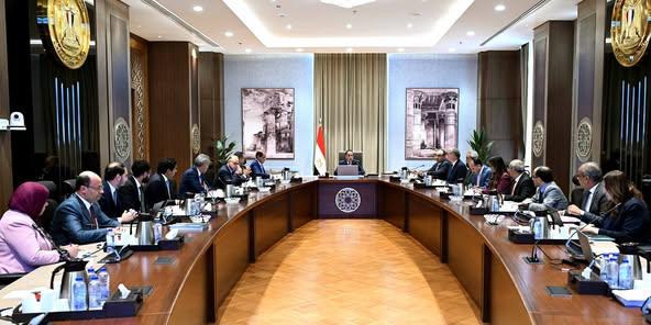 رئيس الوزراء يستعرض جهود تجهيز الشركات الحكومية للطرح وسُبل تنشيط البورصة المصرية 1 558171656 1359543226216094 245813051661618907 n جريدة مؤسسة ايجي تايمز