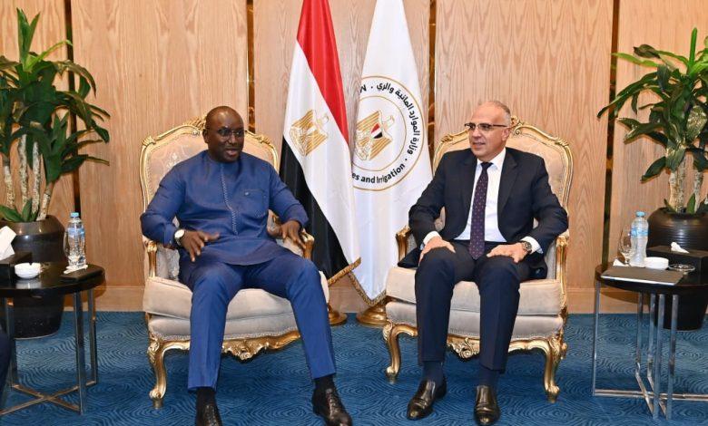 قبيل انطلاق "أسبوع القاهرة الثامن للمياه" .. الدكتور سويلم يلتقي وزير المياه والصرف الصحي السنغالي 1 558820601 1366281522208931 387535572933080348 n جريدة مؤسسة ايجي تايمز