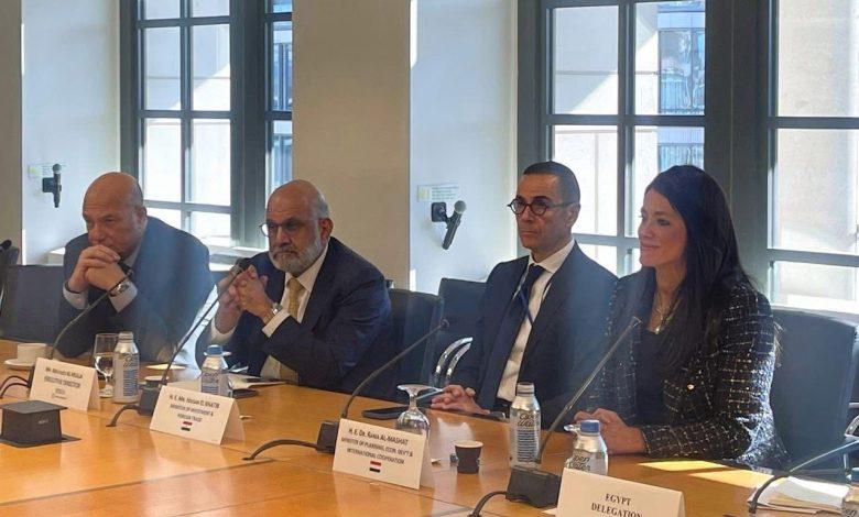 وزيرا الاستثمار والتخطيط يبحثان مع مؤسسة التمويل الدولية (IFC) التوسع في آليات تمويل القطاع الخاص 1 564190804 1373163438187406 7601152861652082960 n جريدة مؤسسة ايجي تايمز
