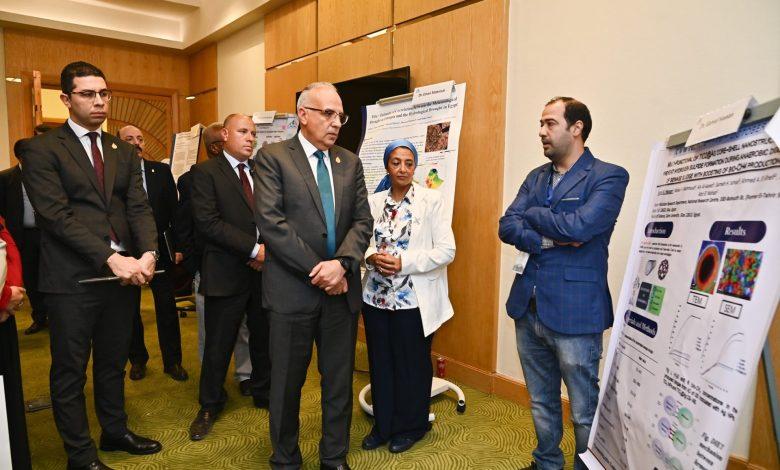 ضمن فعاليات "أسبوع القاهرة الثامن للمياه".. وزير الموارد المائية والرى يتفقد "جلسة الملصقات العلمية" 1 565138348 1370223748481375 4967751391414339529 n جريدة مؤسسة ايجي تايمز