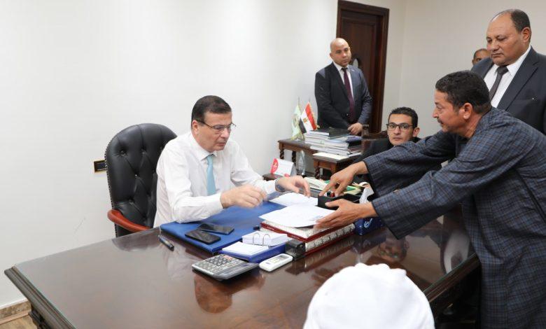 بالصور.. وزير الزراعة يستقبل عدد من الفلاحين ويستمع لمشاكلهم 1 569047122 1380001734170243 2901954529676217576 n جريدة مؤسسة ايجي تايمز