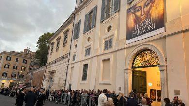 بعد يوم من افتتاحه للجمهور في العاصمة الإيطالية روما.. آلاف الزائرين يتوافدون على معرض "كنوز الفراعنة" صور 5 571311656 1380298974140519 3756271257023228487 n جريدة مؤسسة ايجي تايمز