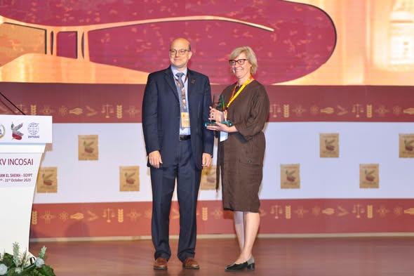 الإنتوساي تختتم أعمال مؤتمر شرم الشيخ بتكريم رواد التميز والابتكار الرقابي 1 572505603 1386150740222009 4008378683988705381 n 1 جريدة مؤسسة ايجي تايمز