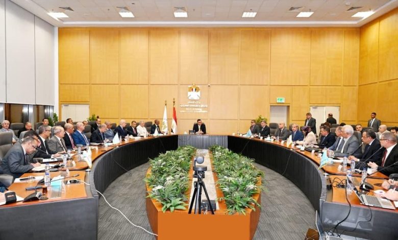 وزير الإسكان يتابع موقف مشروعات مياه الشرب والصرف الصحي ضمن المبادرة الرئاسية "حياة كريمة" بمحافظتي الفيوم والمنيا 1 573868541 1383229713847445 4277718044342075484 n 1 جريدة مؤسسة ايجي تايمز